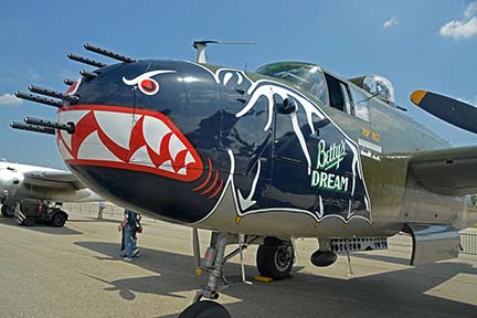 North American B-25J Mitchell N5672V Betty's Dream, April 29, 2016